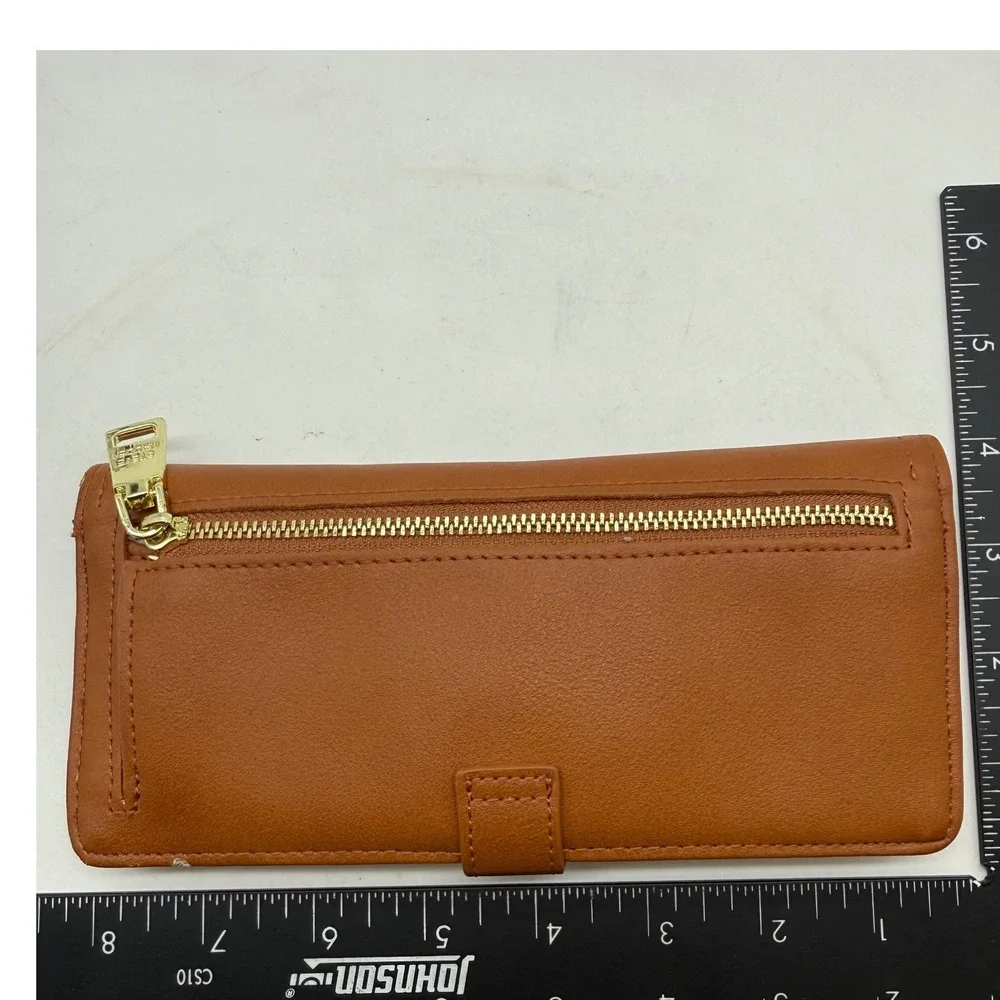 Steve Madden Womens Brown Vegan Leather Slim Bifold Wallet  - flaws‎ circled